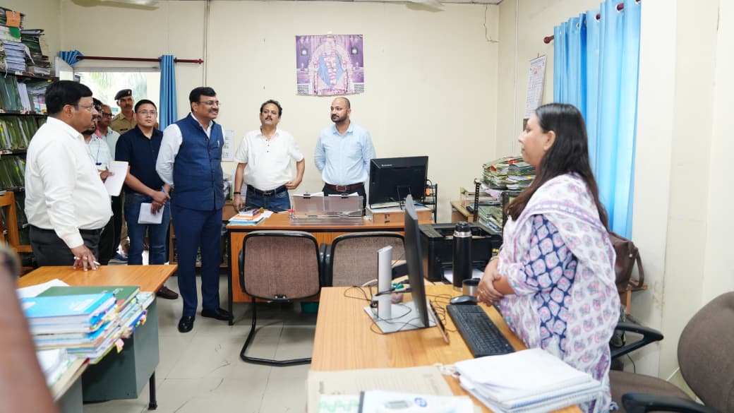 मुख्य सचिव ने लिया  सचिवालय परिसर की व्यवस्थाओं का जायजा
